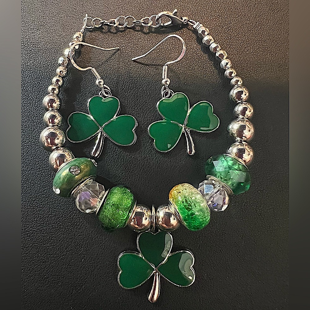 St. Patrick’s Day bracelet and earring set